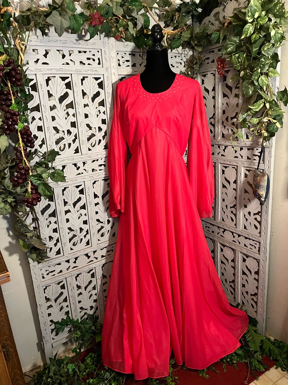 MIKE BENET VINTAGE 60’s/70’s CORAL PINK CHIFFON MAXI FORMAL GOWN DRESS